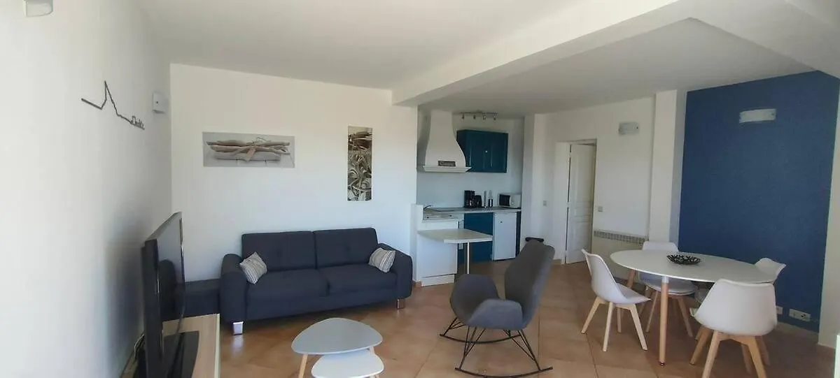 T2- Villa Martine La Ciotat 0*,  France